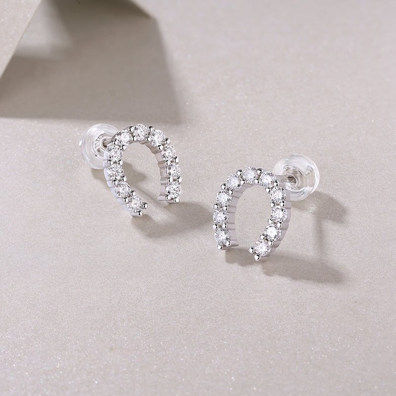 Horseshoe Stamp Moissanite Halo HSS Stud Earrings - La Pretti
