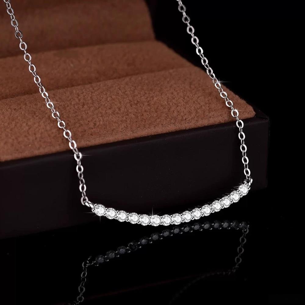 Curved Bar Moissanit Smile Pendnat Necklace in 18K White Gold Plated Sterling Silver - La Pretti