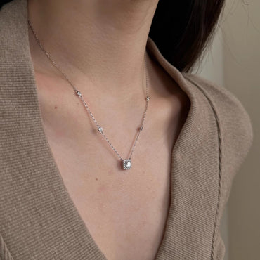 Station Moissanite Square Pendant Necklace in Seamless Halo Setting (1ct. ) - La Pretti