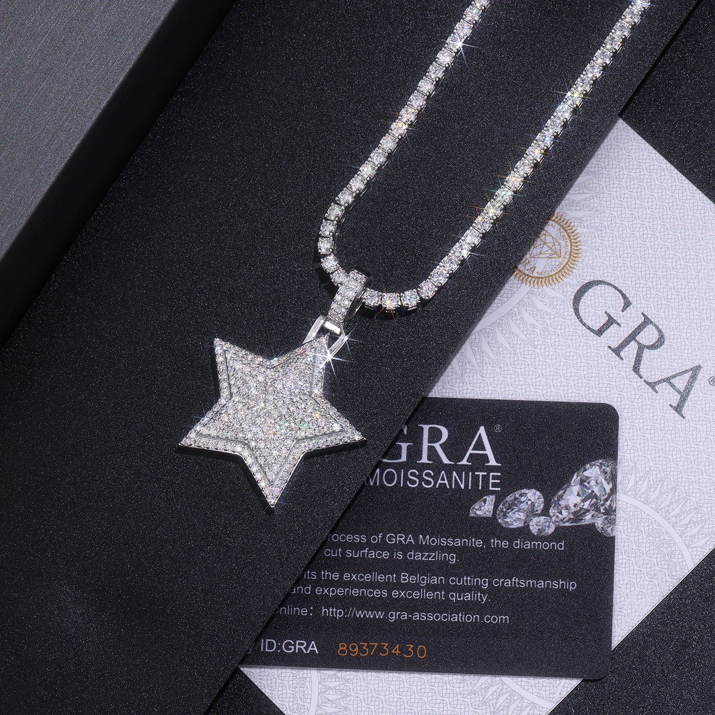 Moissanite Star Pendant in Full Pave (Charm) - La Pretti