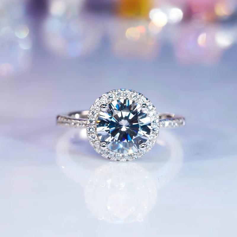 Round Moissanite Halo Engagement Ring in Pave Setting (5ct. ) - La Pretti