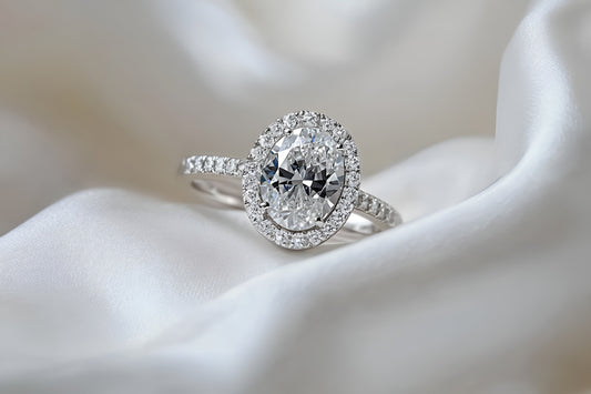 Oval Cut Dominance 2025: Why This Shape Outshines Round Brilliant - La Pretti