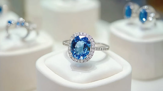Color Your Love Story: Why Gemstone Engagement Rings Are Having a Moment - La Pretti
