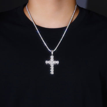 Crucifix Cross of Moissanite Pave Pendant with Standard Bail (Charm) - La Pretti