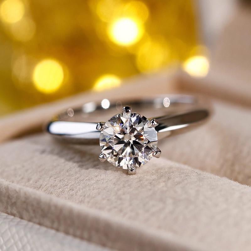 Round Moissanite Solitaire Engagement Ring in 6 Prongs (1 - 5ct. ) - La Pretti